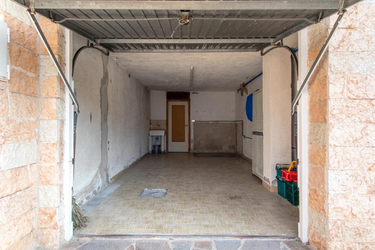 Family Home - Garda 3 Bedrooms Apartment Buitenkant foto