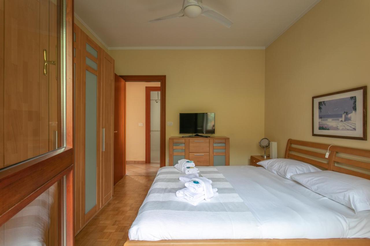 Family Home - Garda 3 Bedrooms Apartment Buitenkant foto