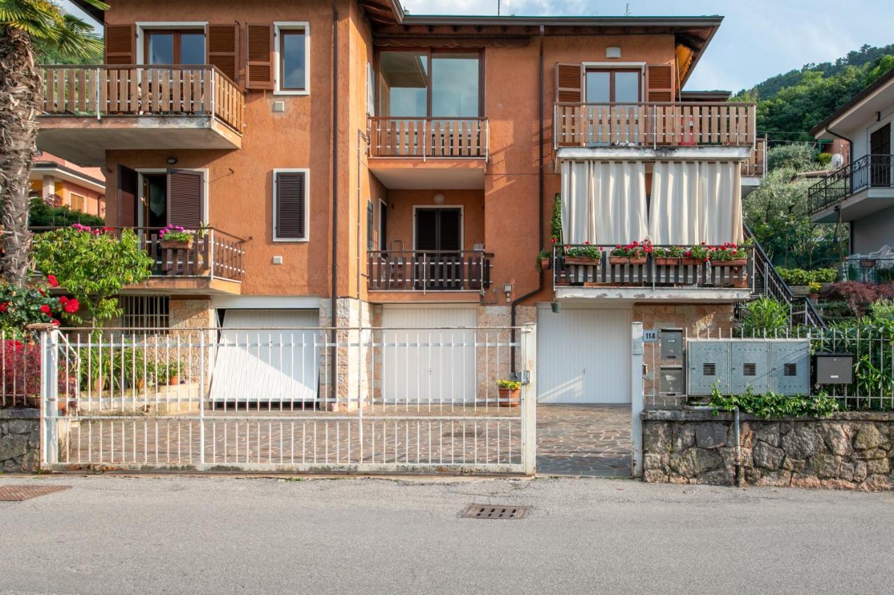 Family Home - Garda 3 Bedrooms Apartment Buitenkant foto
